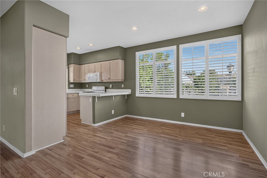 511 N Pageant A