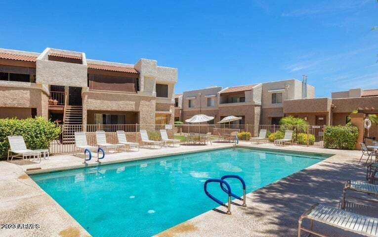 4554 E PARADISE VILLAGE Parkway N, 233