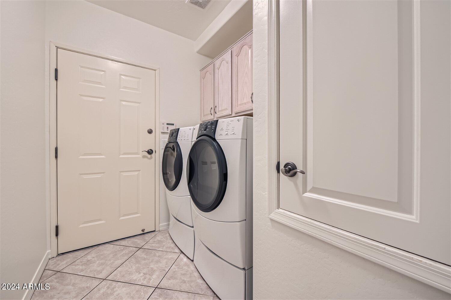 11000 N 77TH Place, 1034