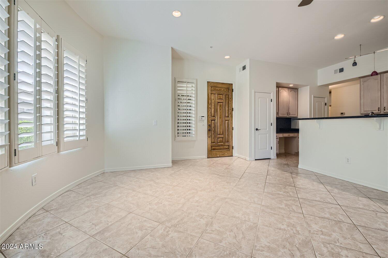 11000 N 77TH Place, 1034