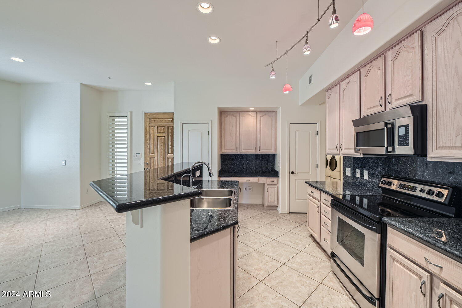 11000 N 77TH Place, 1034