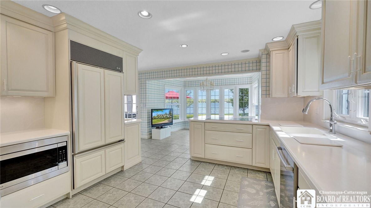 125 East Terrace Avenue
