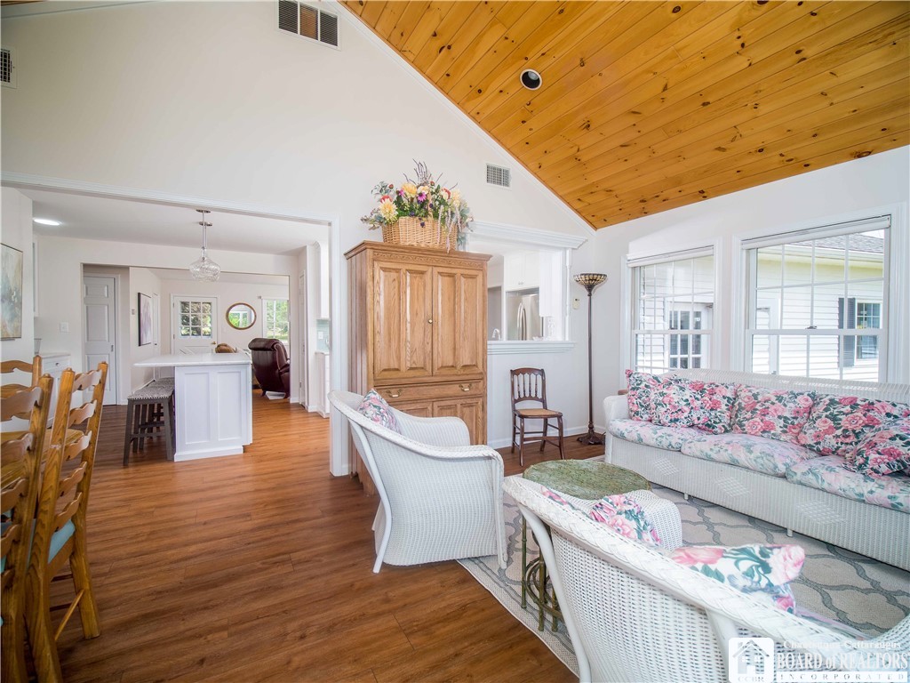 2917 West Oak Hill Road