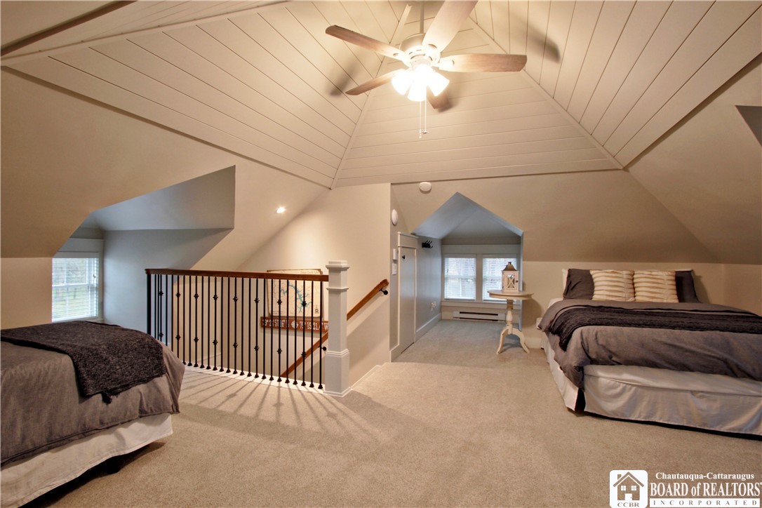 4328 Lakeside Drive