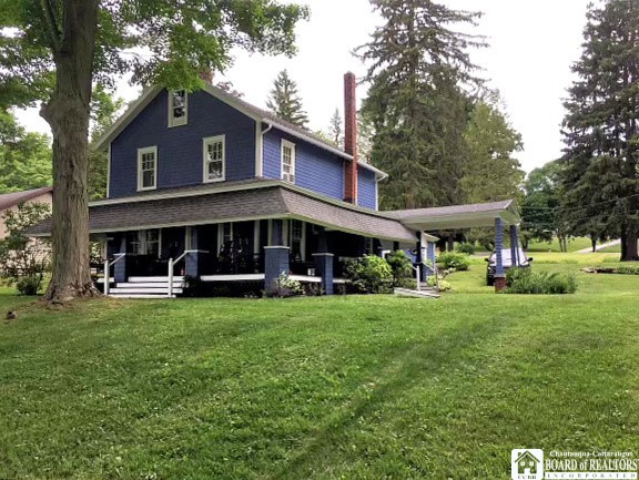 4421 Lakeside Drive