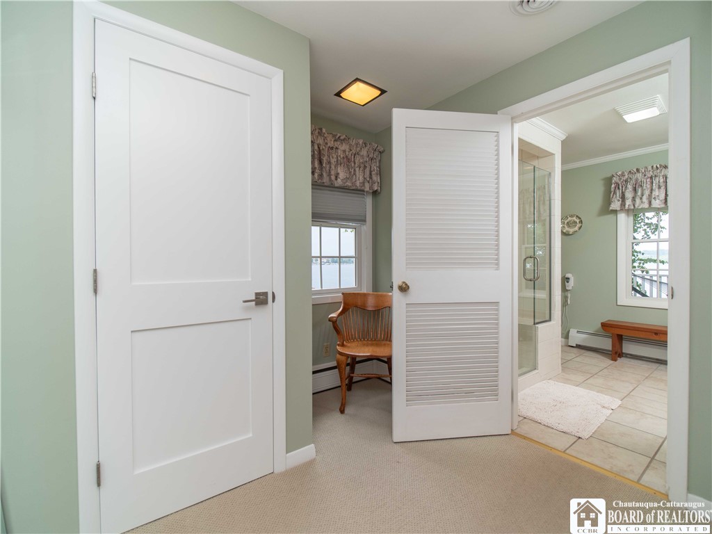 223 Lakeside Drive