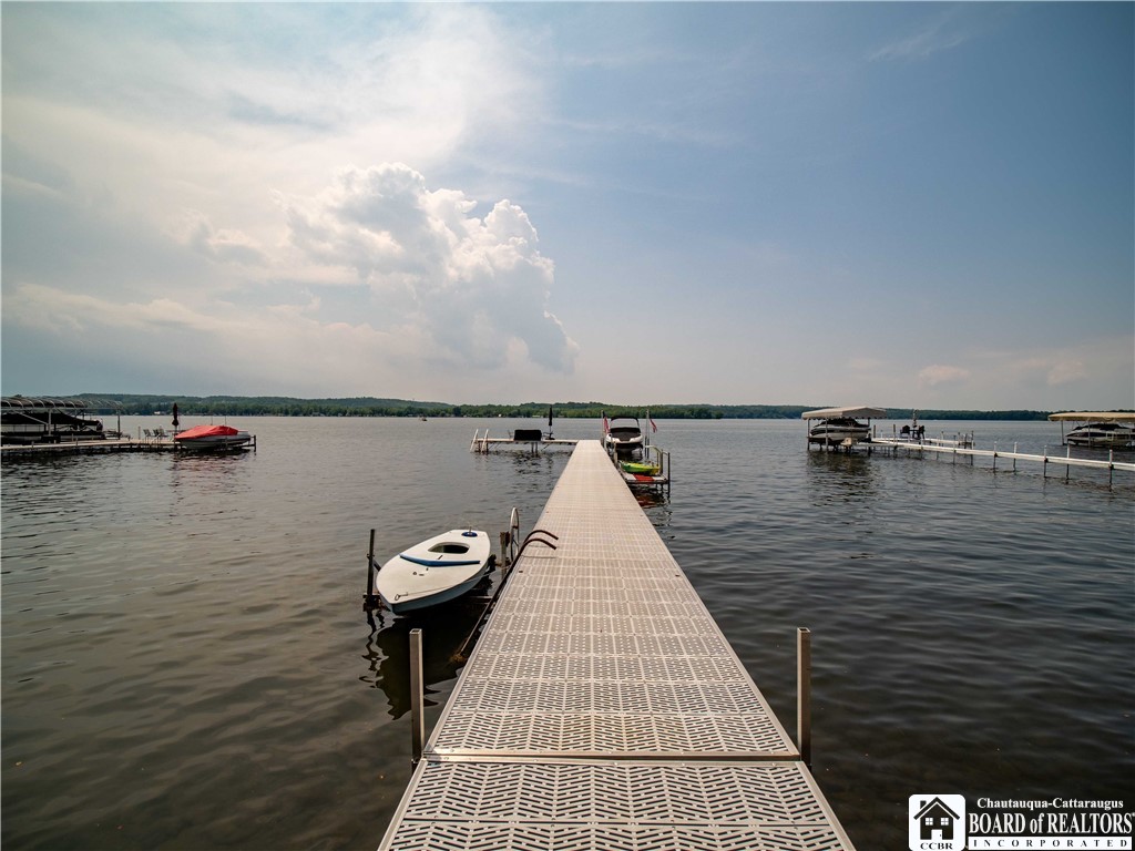 223 Lakeside Drive