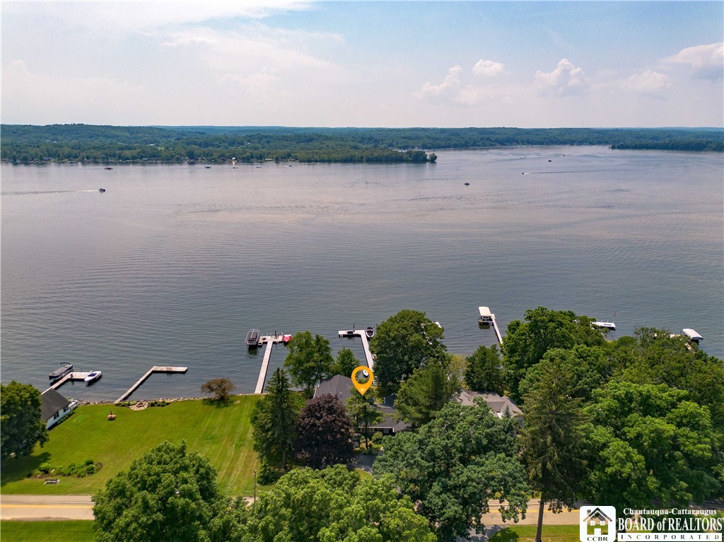 223 Lakeside Drive