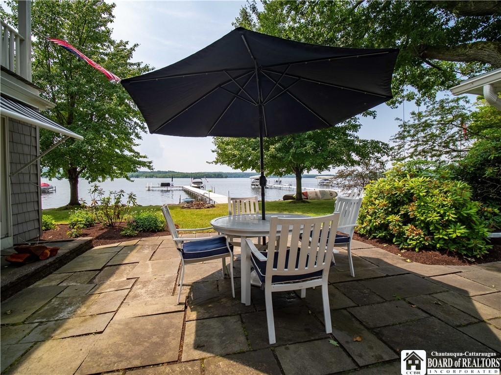 223 Lakeside Drive
