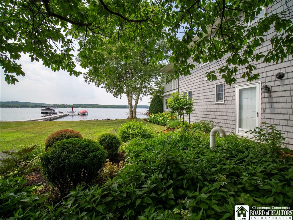 223 Lakeside Drive
