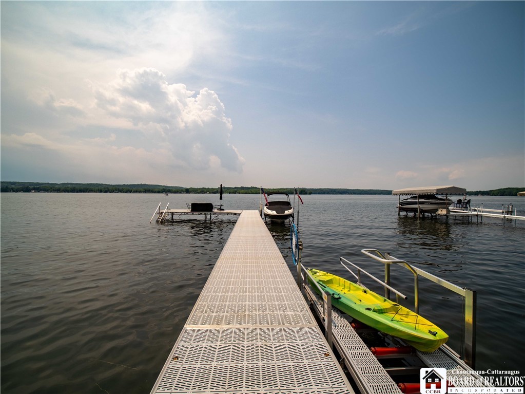 223 Lakeside Drive