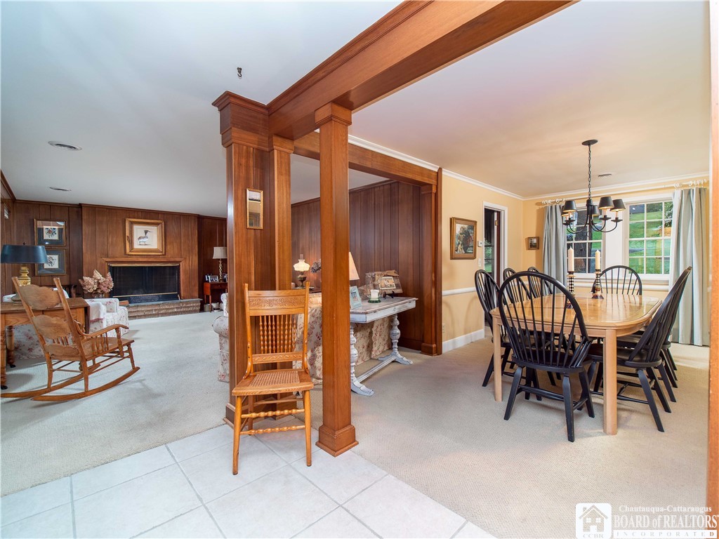 223 Lakeside Drive