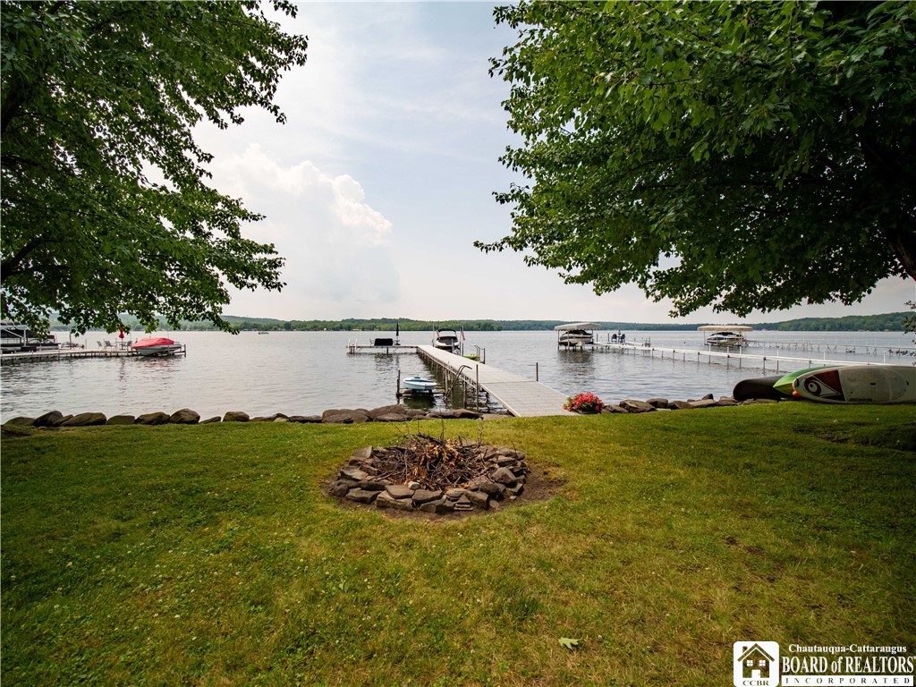 223 Lakeside Drive