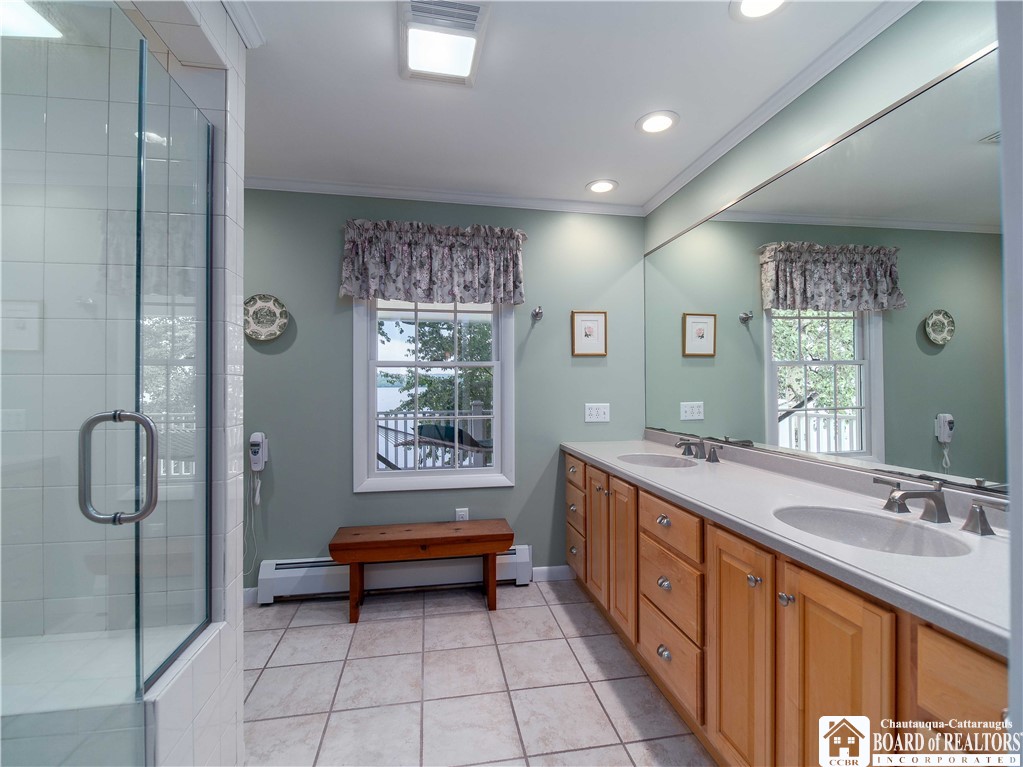 223 Lakeside Drive