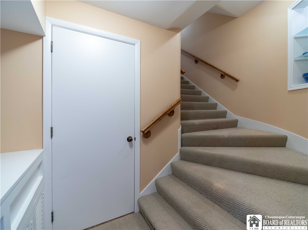 223 Lakeside Drive