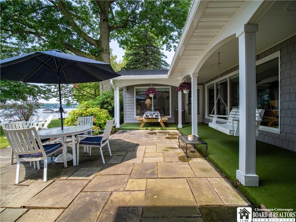 223 Lakeside Drive