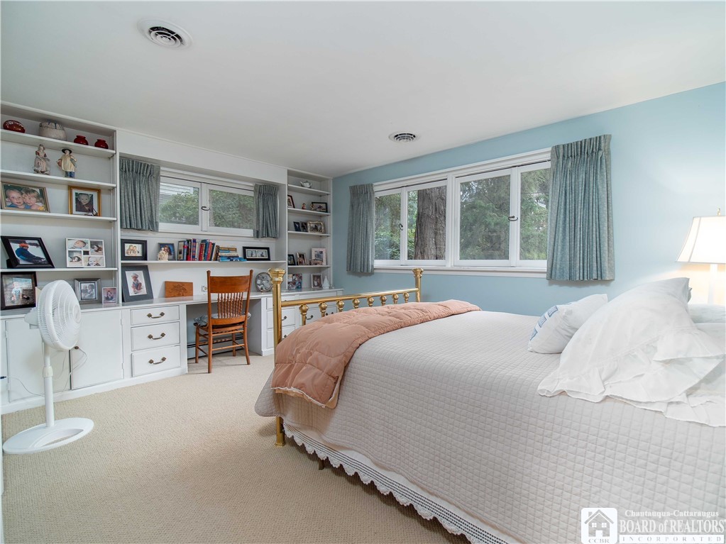 223 Lakeside Drive