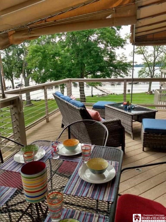 5301 East Lake Road 11