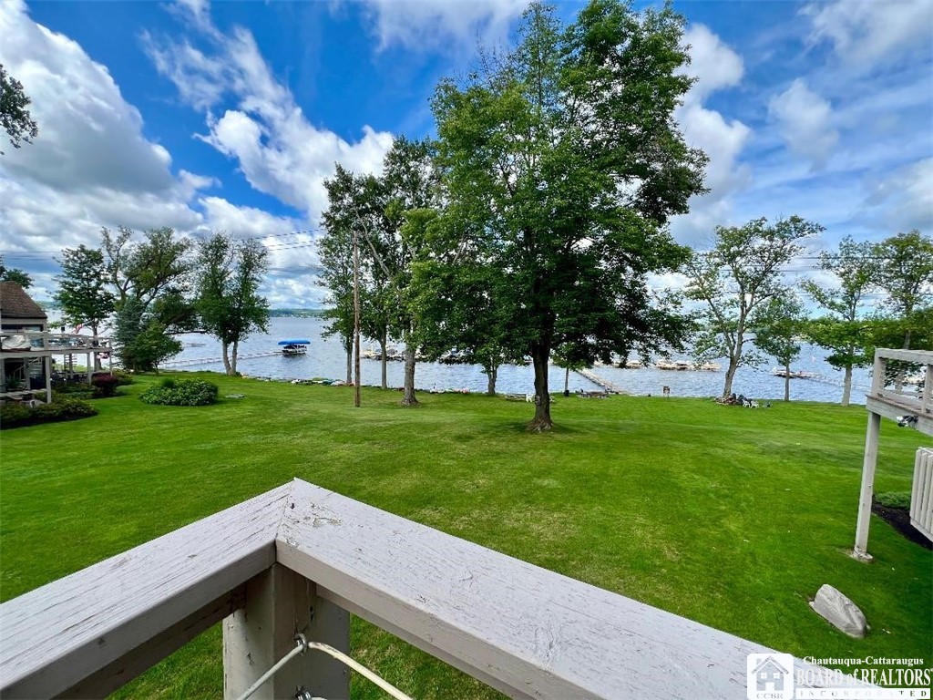 5301 East Lake Road 11