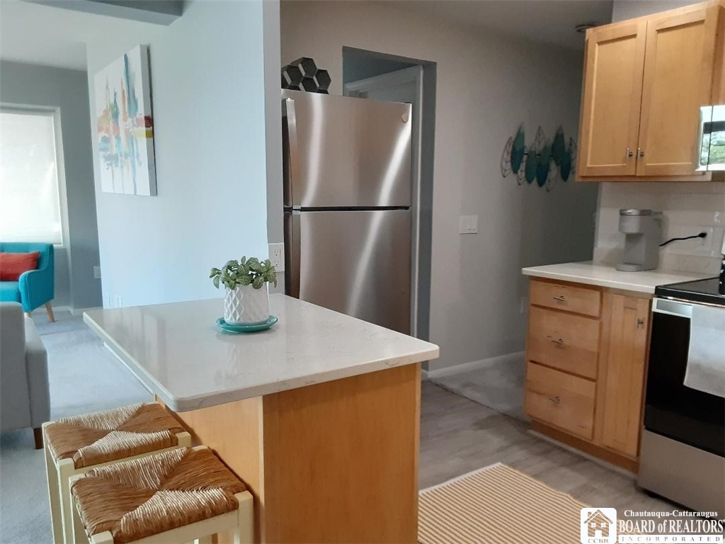 5301 East Lake Road 11