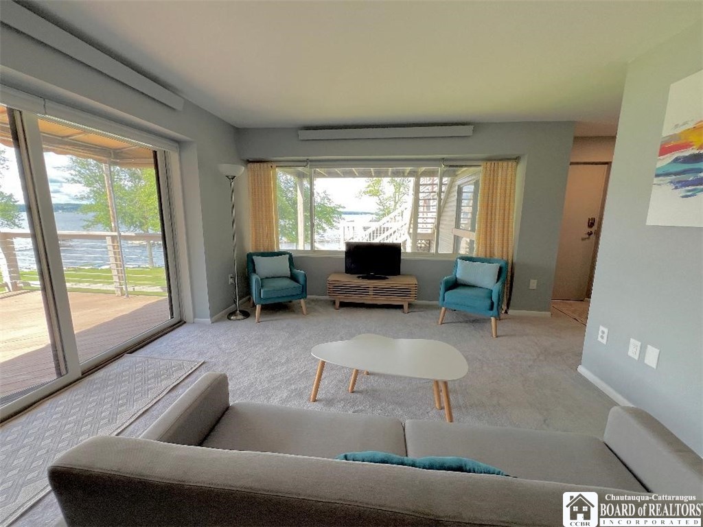 5301 East Lake Road 11