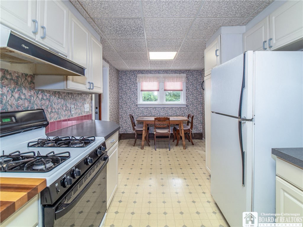 5574 Weaver Road