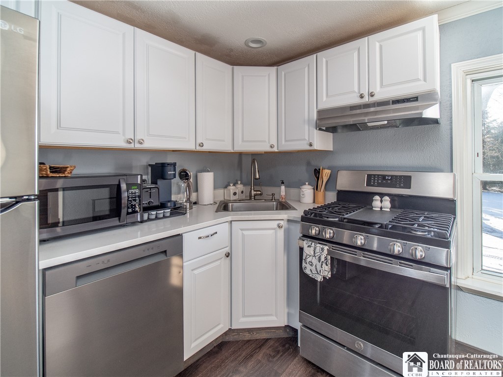 10391 West Side Hill Road