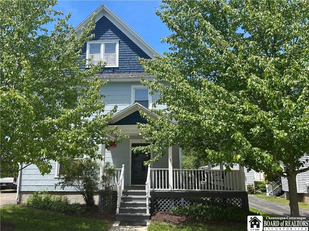 9 Maple Street