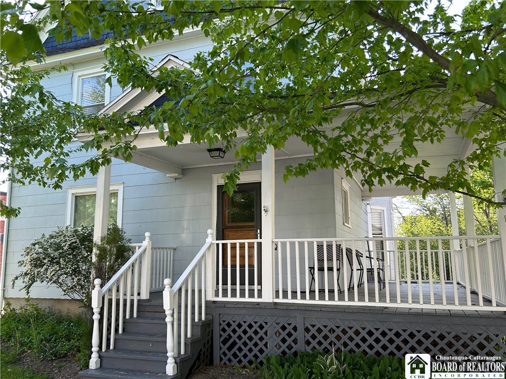 9 Maple Street