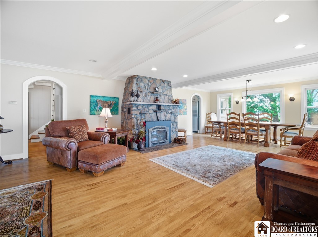 3239 Driftwood Road