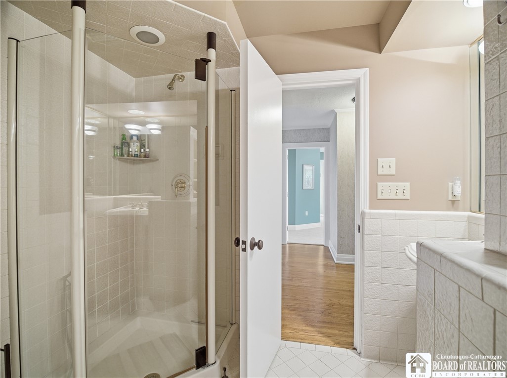 3239 Driftwood Road