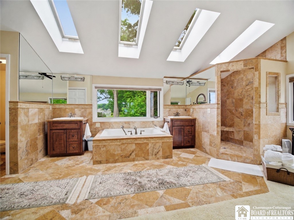3239 Driftwood Road