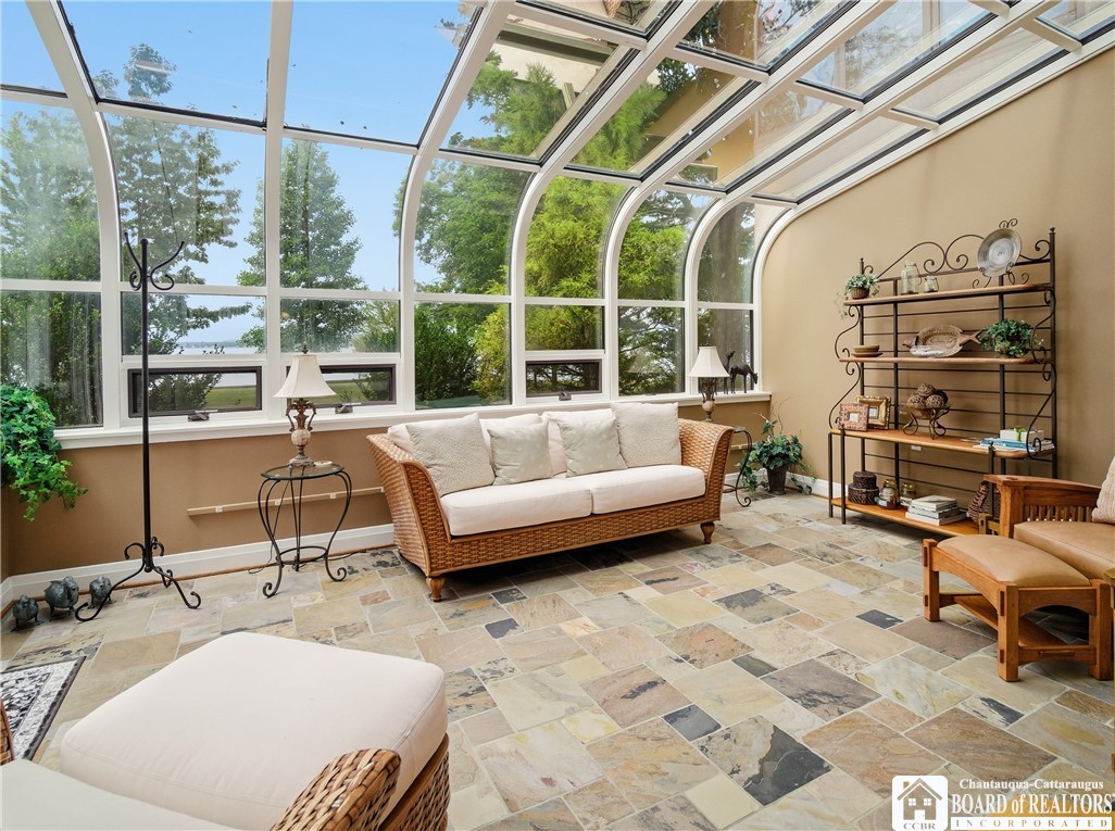 3239 Driftwood Road
