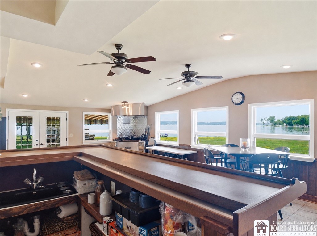 3239 Driftwood Road