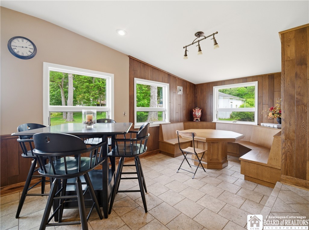 3239 Driftwood Road