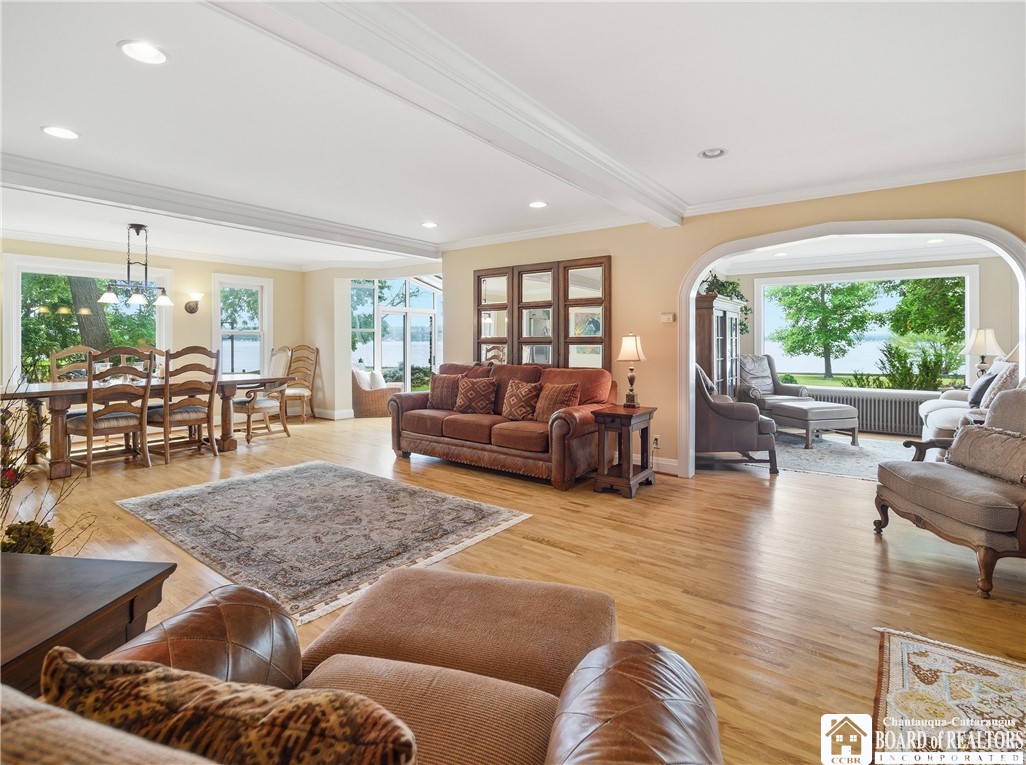 3239 Driftwood Road