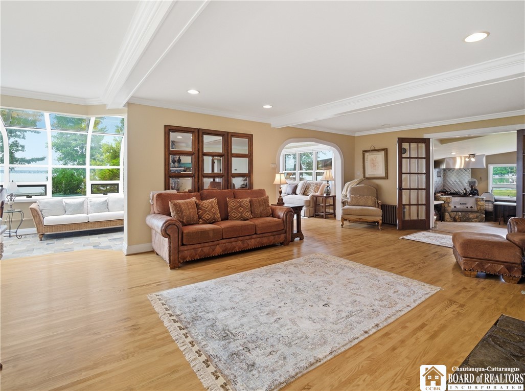 3239 Driftwood Road