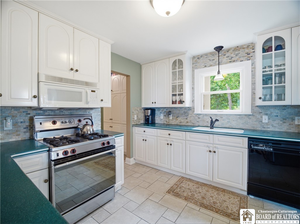 3239 Driftwood Road