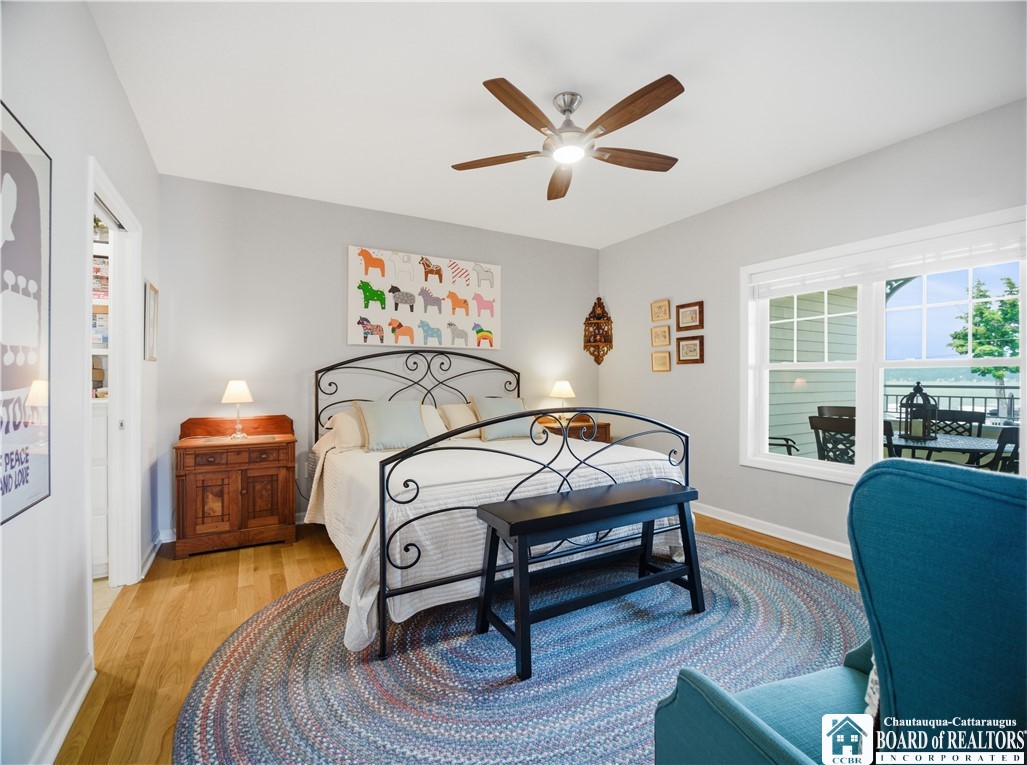 50 Lakeside Drive B201