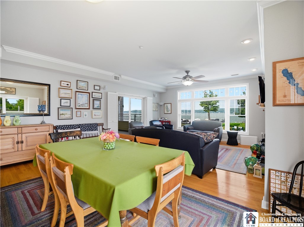 50 Lakeside Drive B201