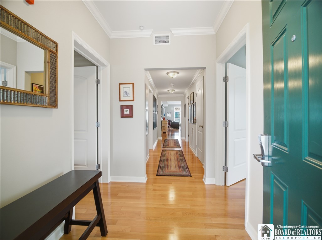 50 Lakeside Drive B201