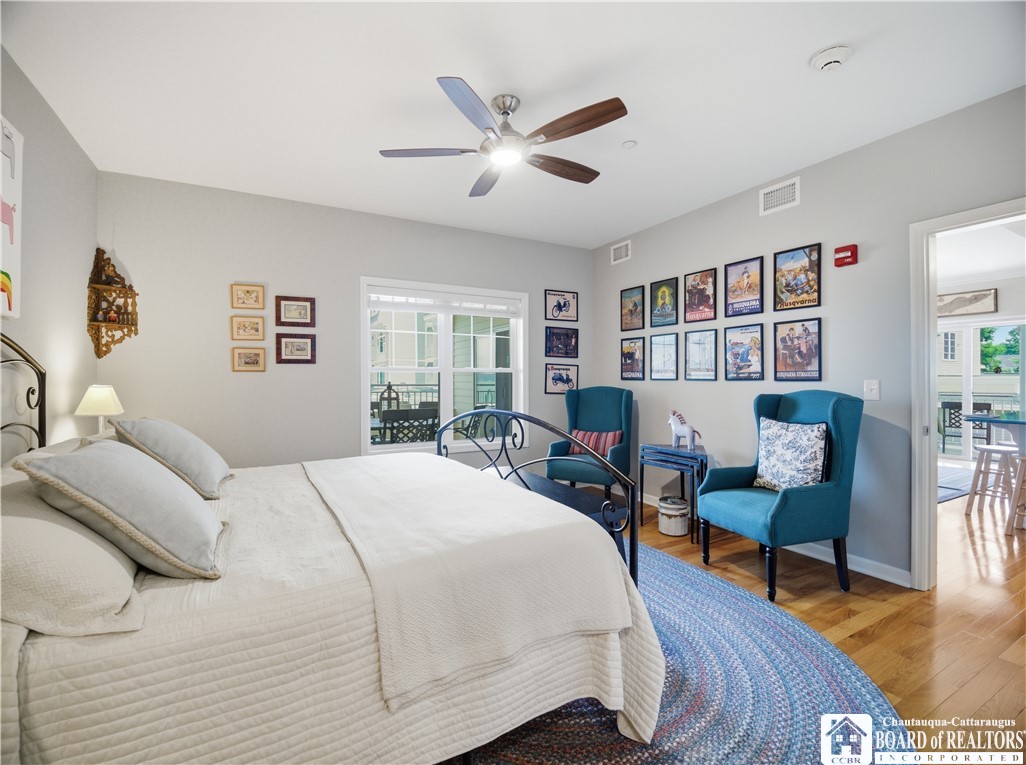 50 Lakeside Drive B201
