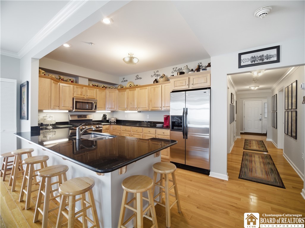 50 Lakeside Drive B201