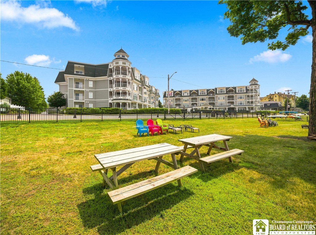 50 Lakeside Drive B201