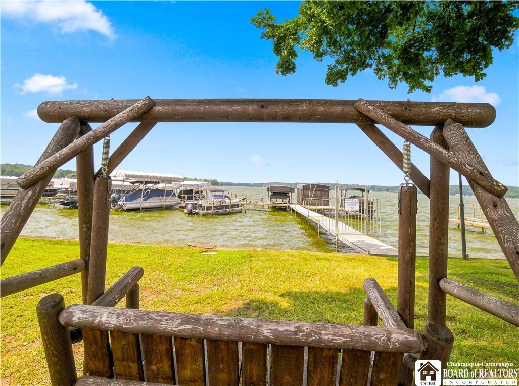 50 Lakeside Drive B201