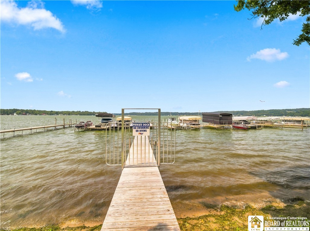 50 Lakeside Drive B201