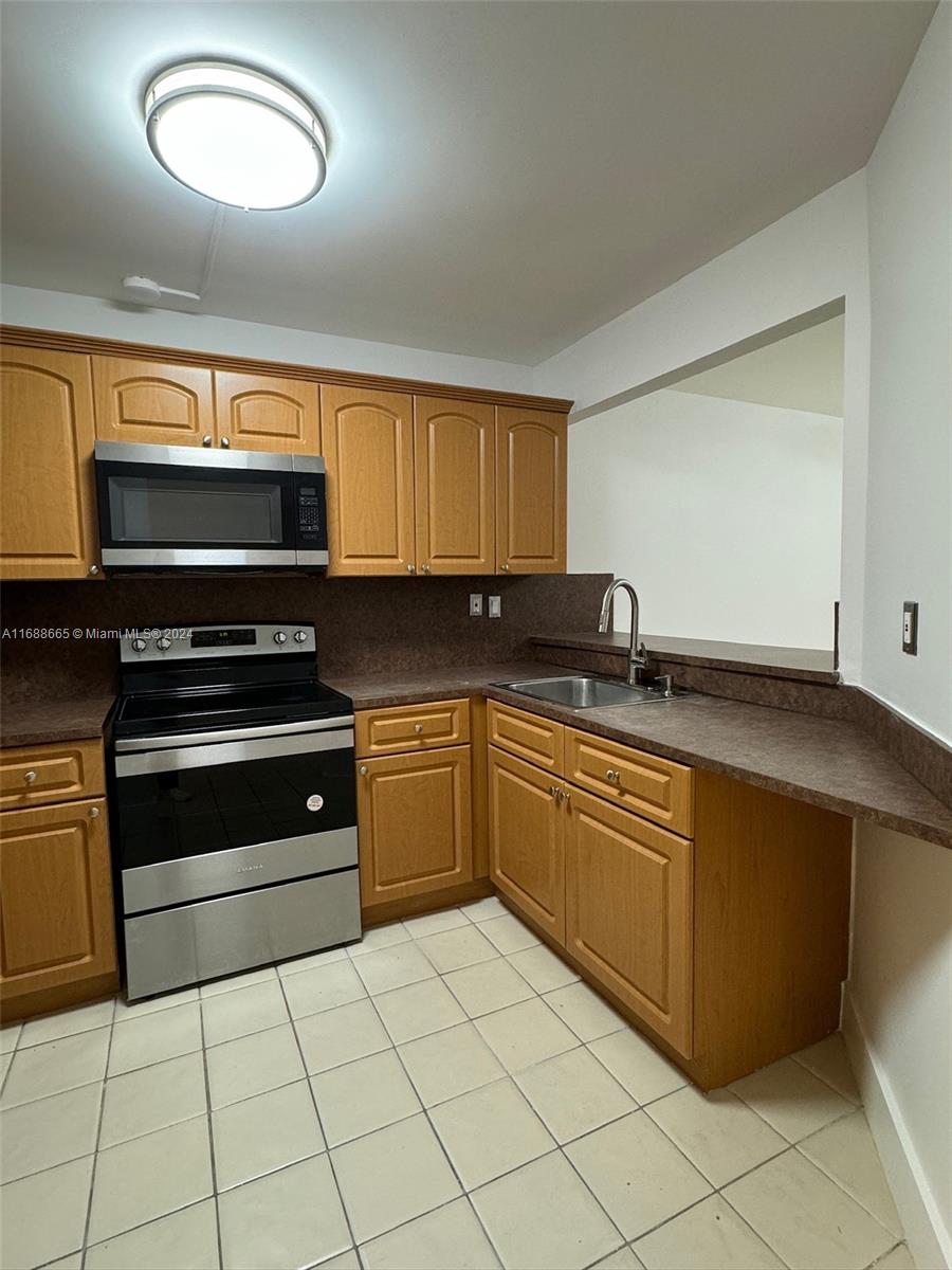 180 Royal Palm Rd # 112