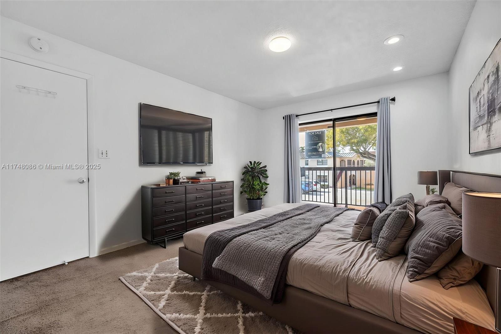 18224 Mediterranean Blvd # 17 Unit: 5-17