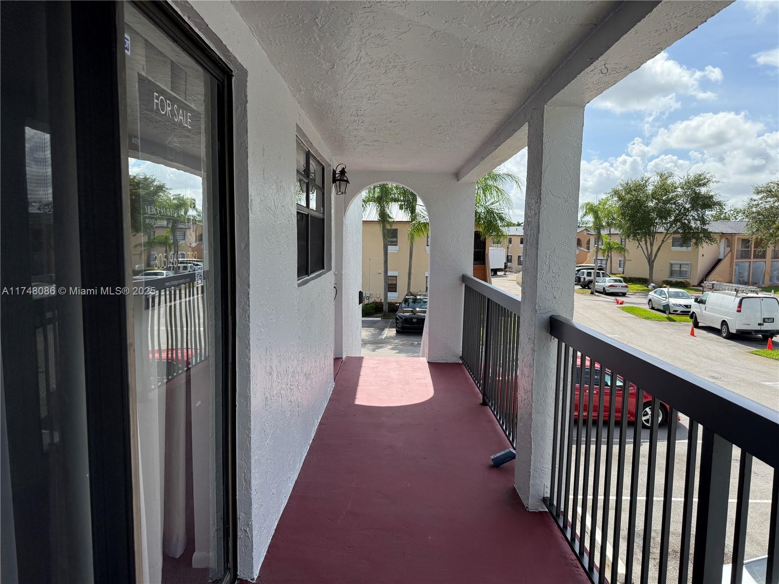 18224 Mediterranean Blvd # 17 Unit: 5-17