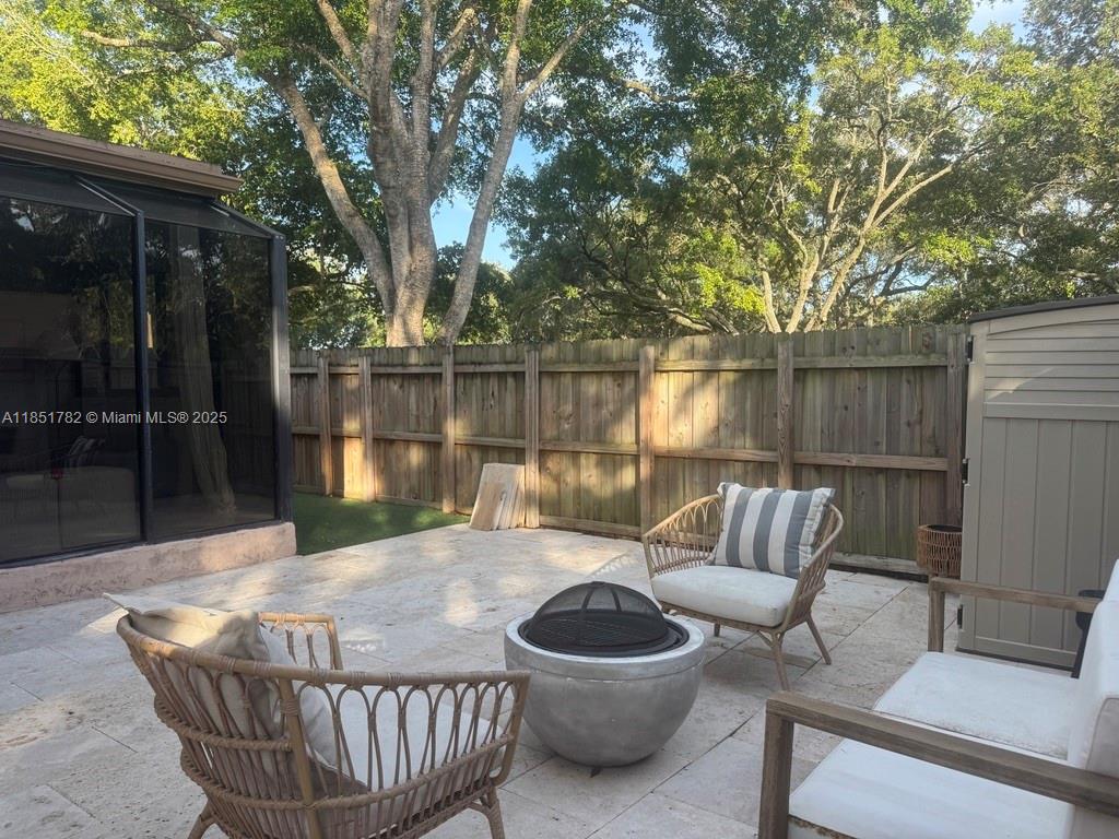 46 Chestnut Cir # 46